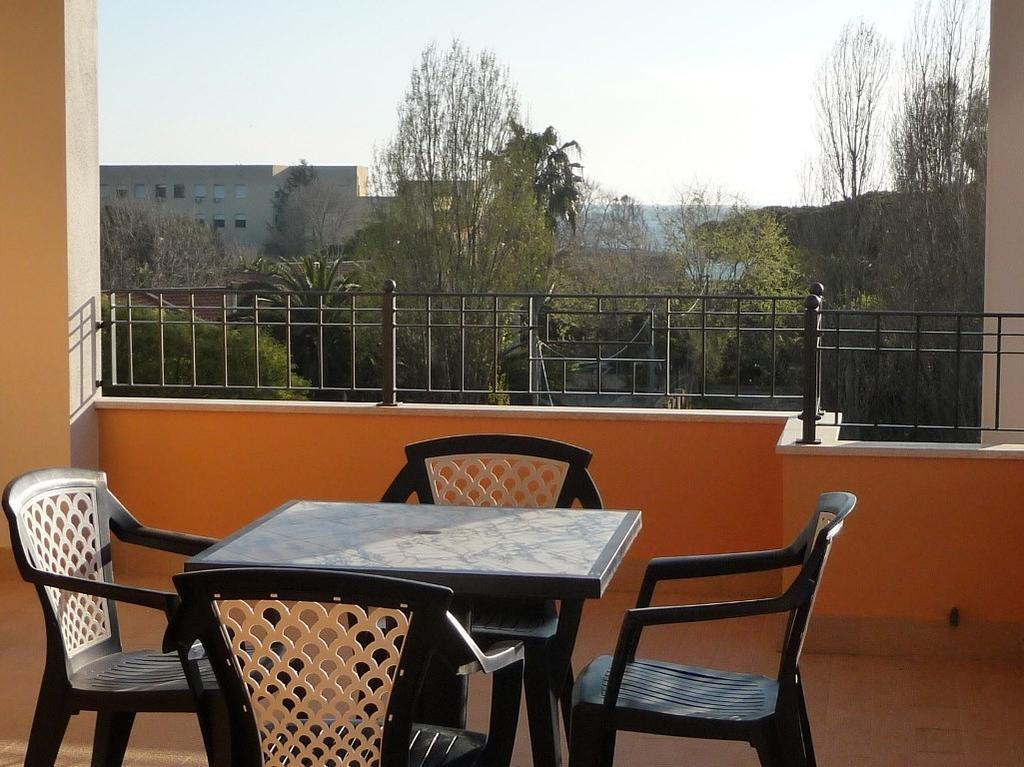 Regina Apartments Alghero Rum bild