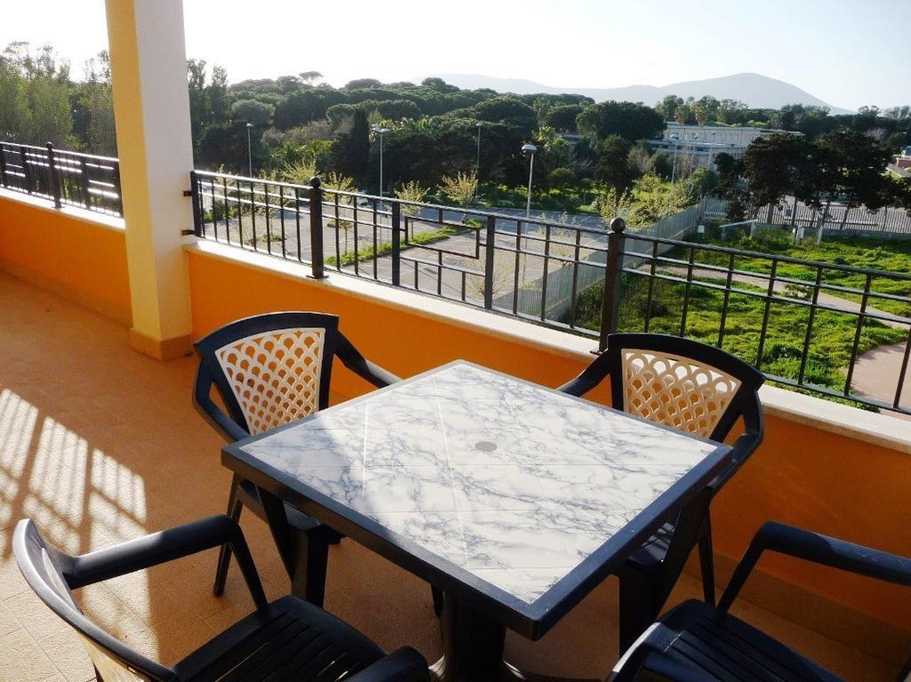 Regina Apartments Alghero Rum bild
